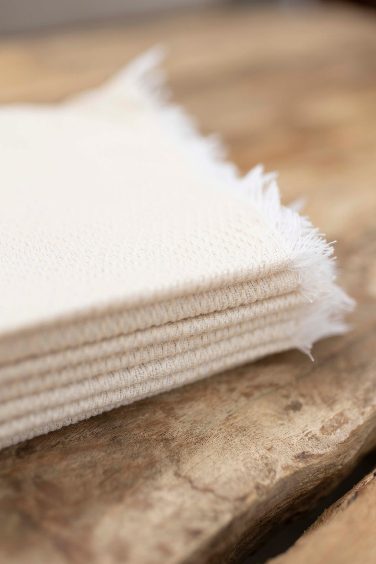 Street Inabel Inabel Hand Towels with Embroidery (Set of 4) – Kostura Maria