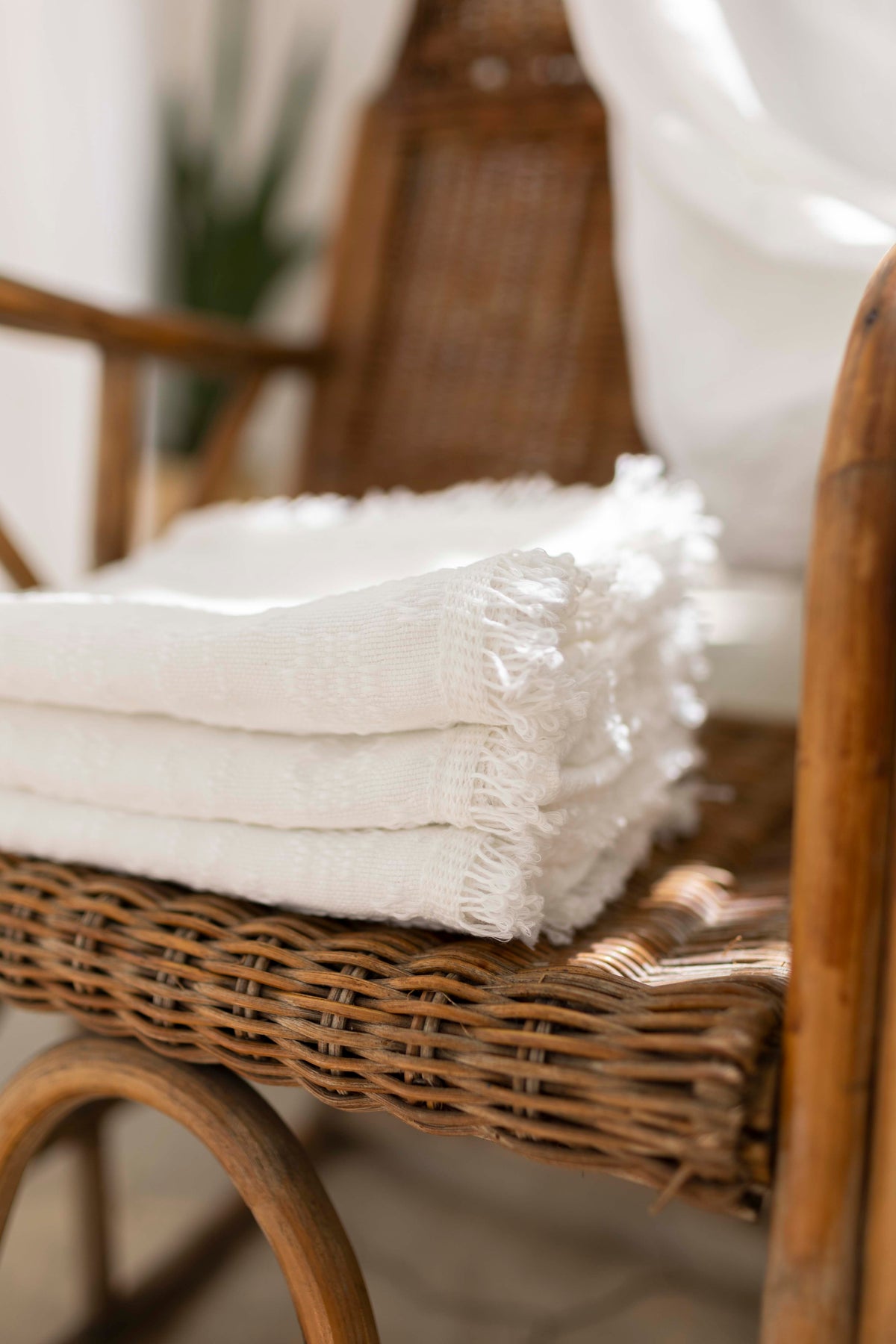 Street Inabel Inabel Baby Blankets with Embroidery – Kostura Maria